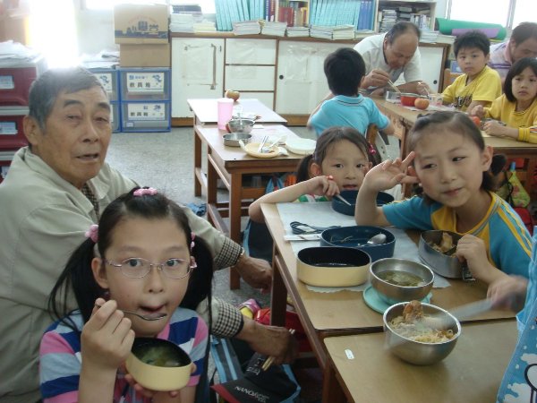 二忠魏慈耘